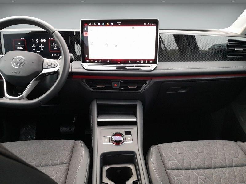 Volkswagen Tiguan 2.0 TDI 150 CV EVO SCR DSG Life Nuovo Modello Led 18" Cockpit