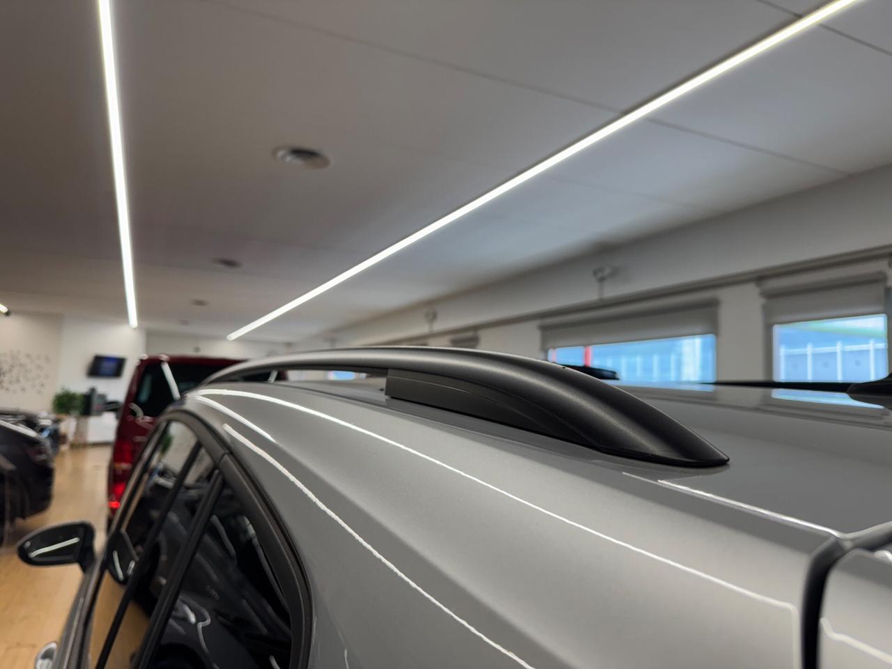 Volkswagen Touran 7 POSTI DSG Highline BlueMotion Tech.