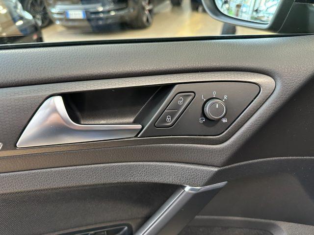 VOLKSWAGEN Golf GTI Performance 2.0 TSI DSG 5p.-19"-Led Matrix-Carplay