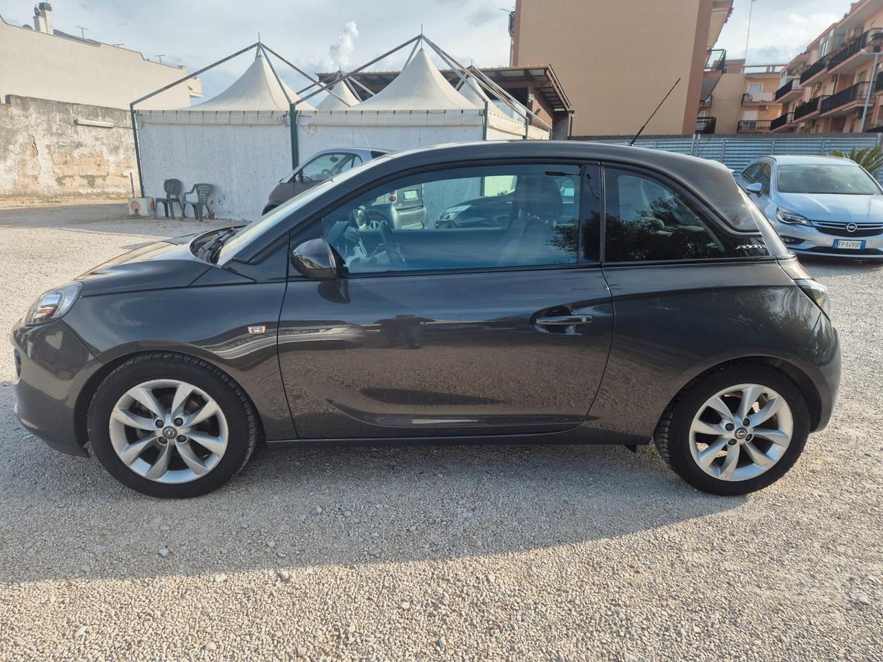 Opel Adam 1.2 70 CV Jam