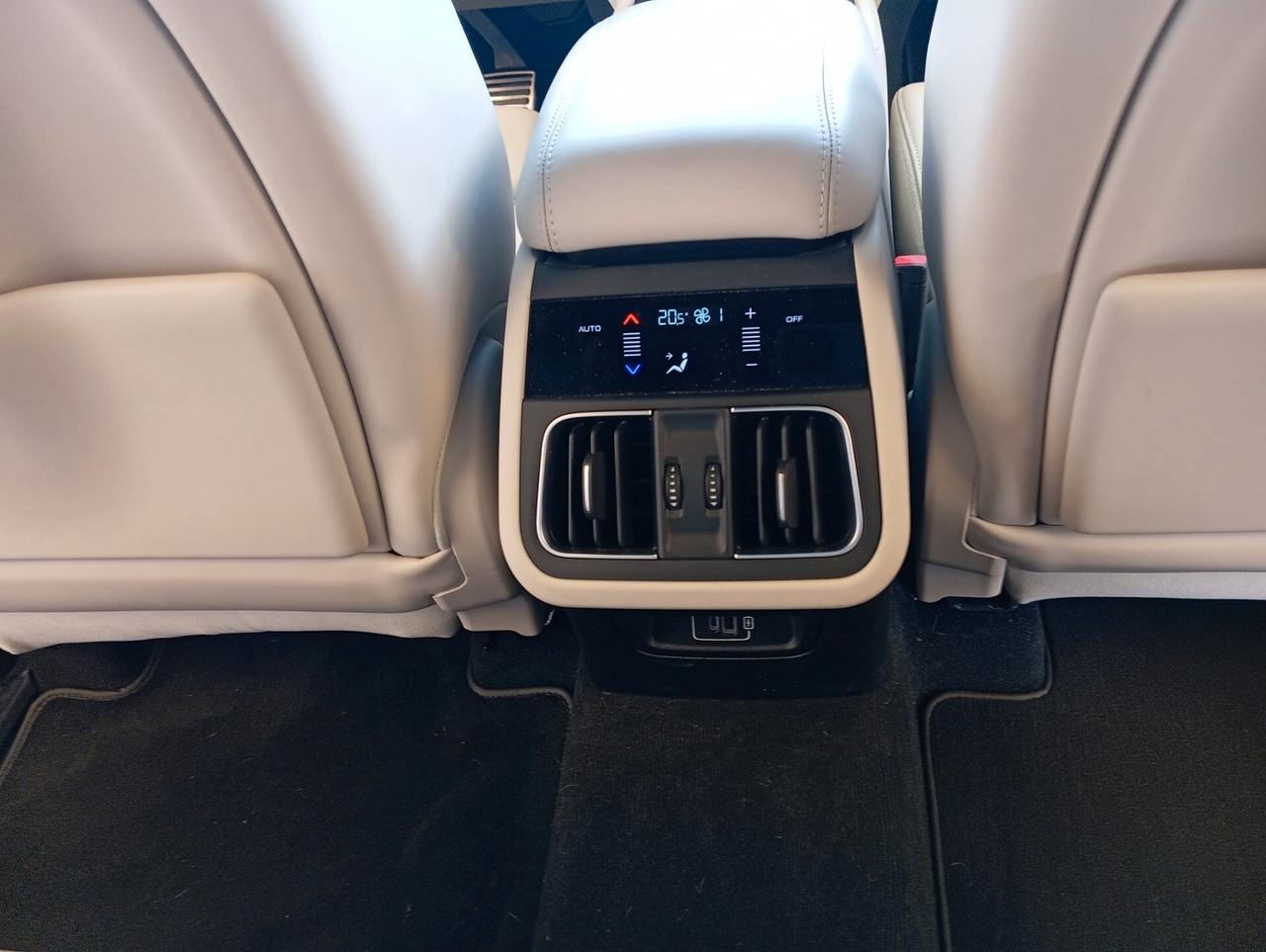 Maserati Grecale MHEV 330 CV AWD Modena (COLORE GRIO LAVA OPACO)