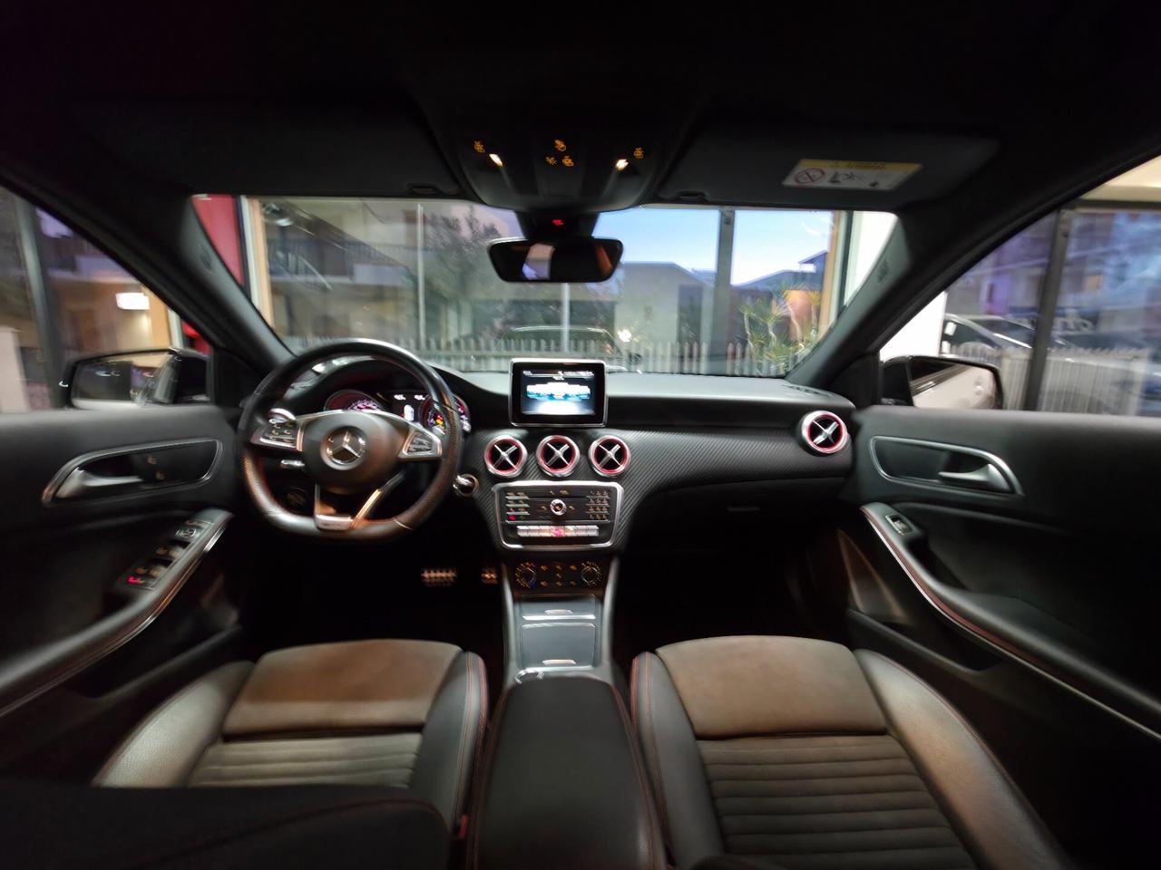Mercedes-Benz Classe A 180d Automatic Premium 2016 UNICOPRIETARIO