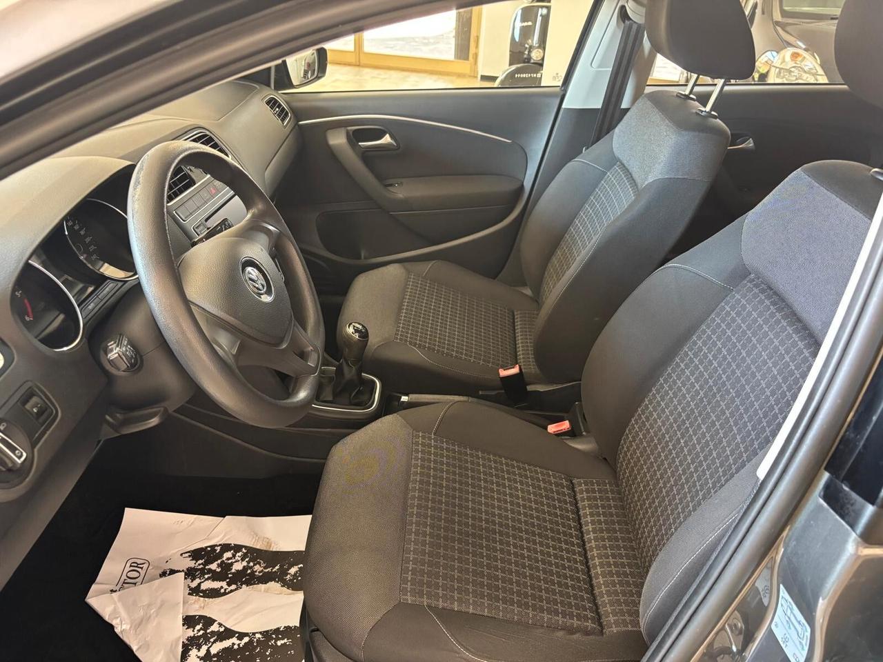 VOLKSWAGEN POLO ANNO DICEMBRE 2016 DS 1.4 ADATTA NEOPATENTATI KM 162 MILA