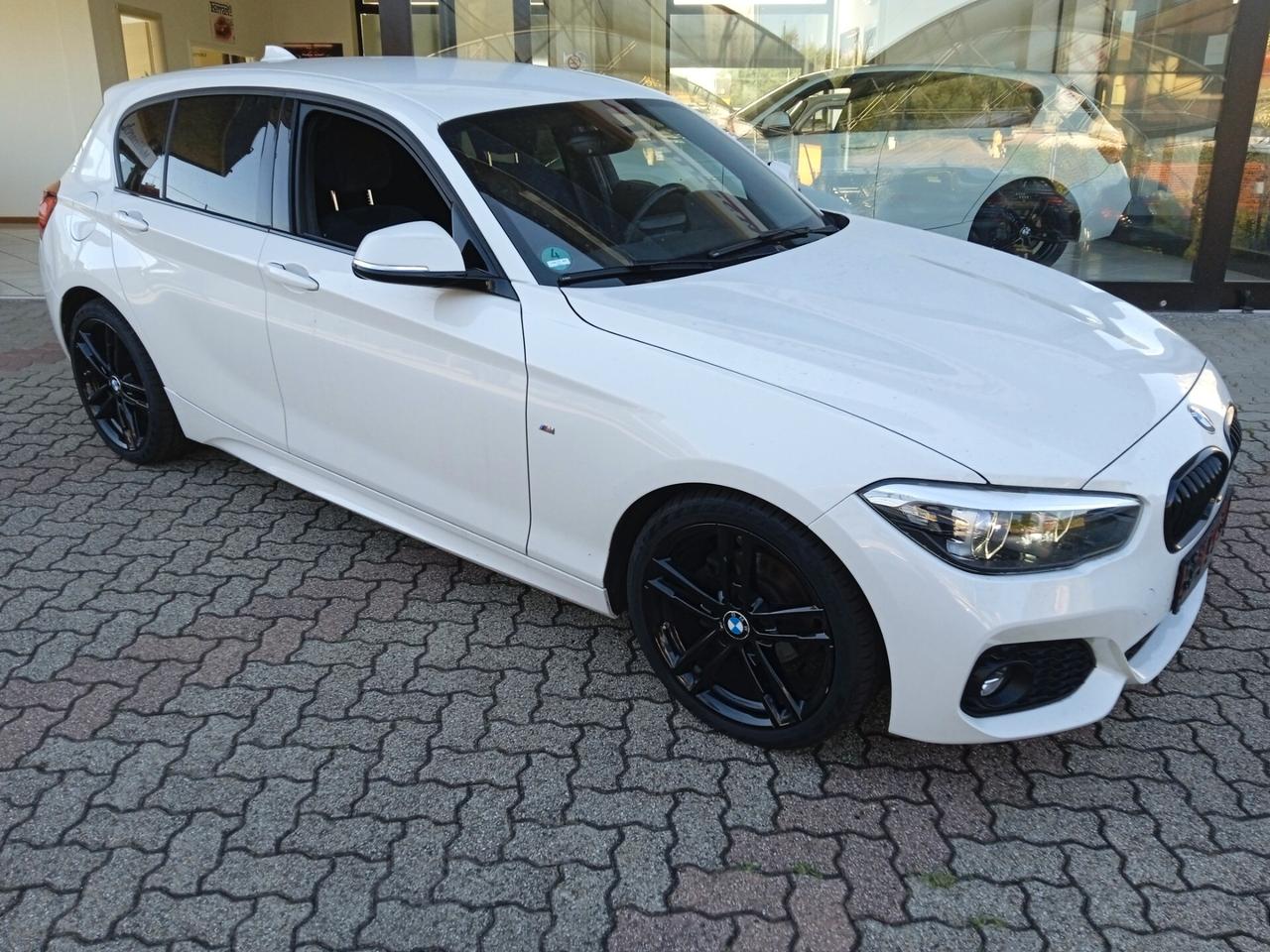 Bmw 118 118I M SPORT PACK SHADOW 18" SENS PARK VETRI SCURI CRUISE CONTROL IN ARRIVO OPZIONABILE