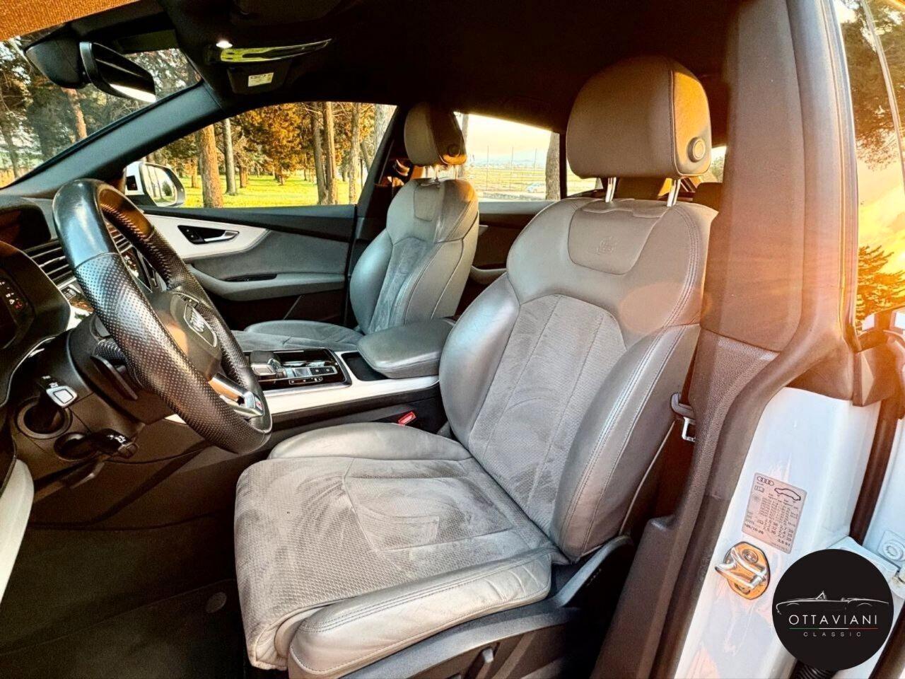 Audi Q8 S-line unipro full book service Audi