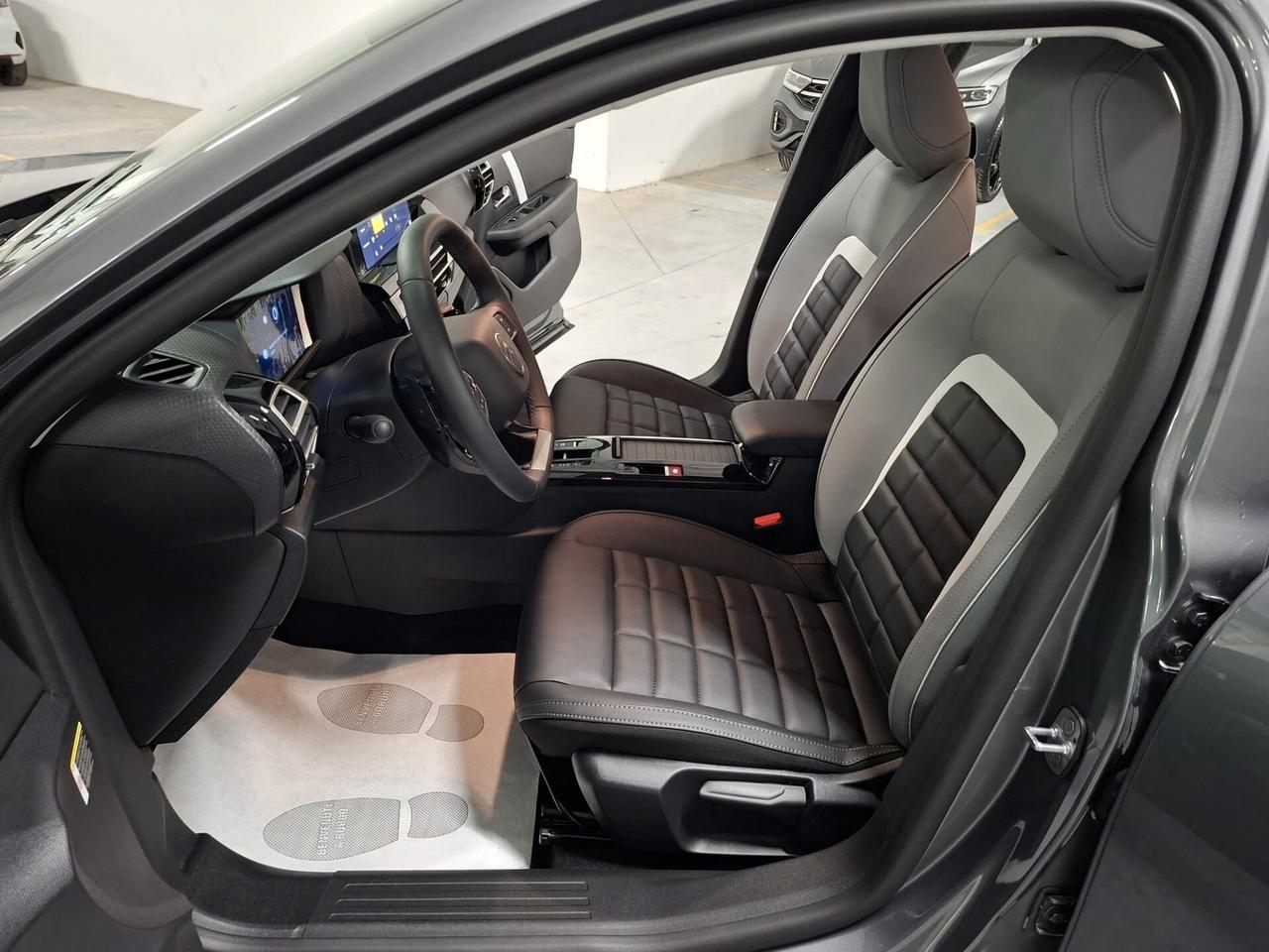 Citroen C4 X 1.2 PureTech 130CV Plus EAT8 Km. 0 MY'25