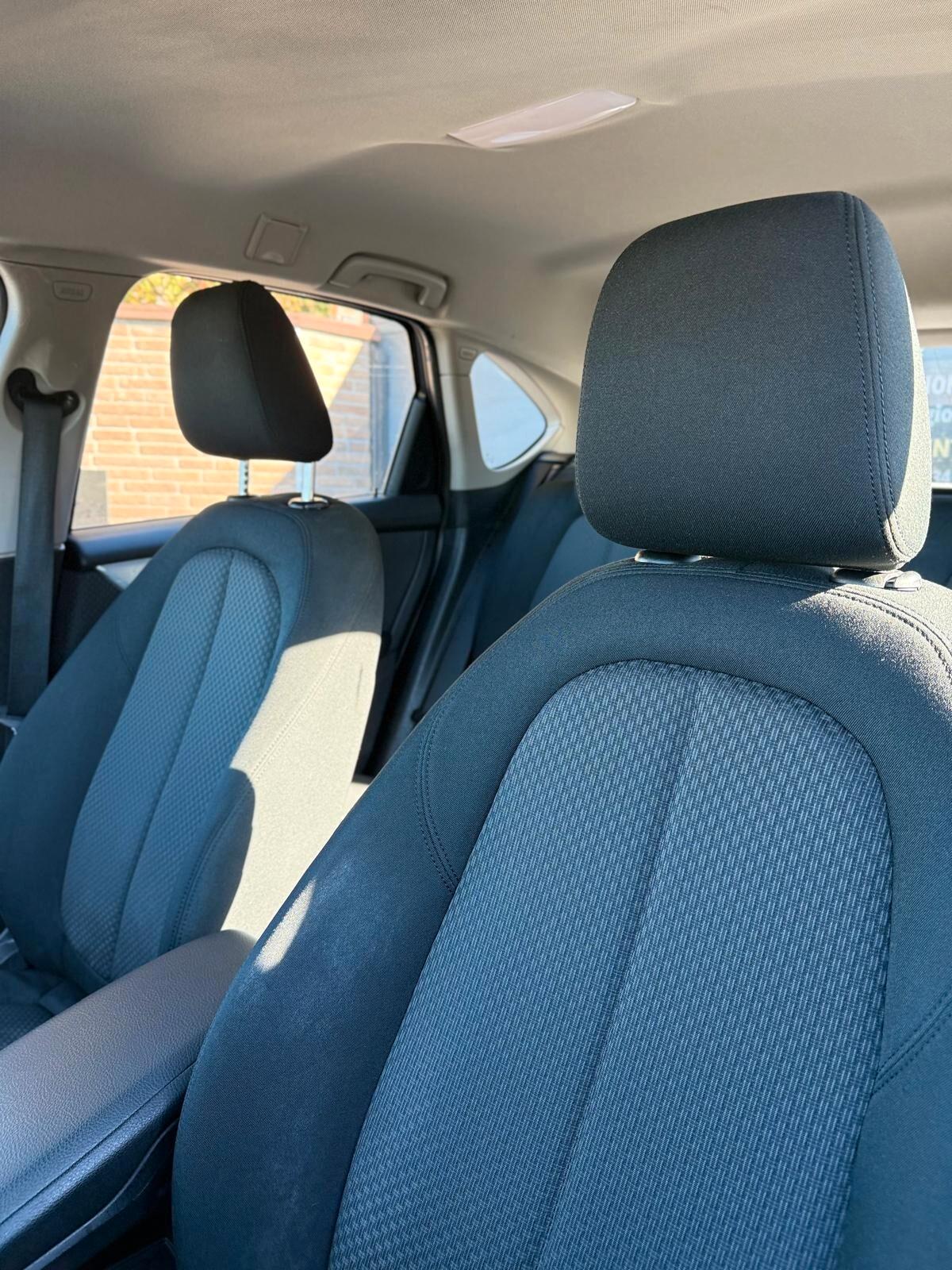Bmw 218 Active Tourer Luxury auto