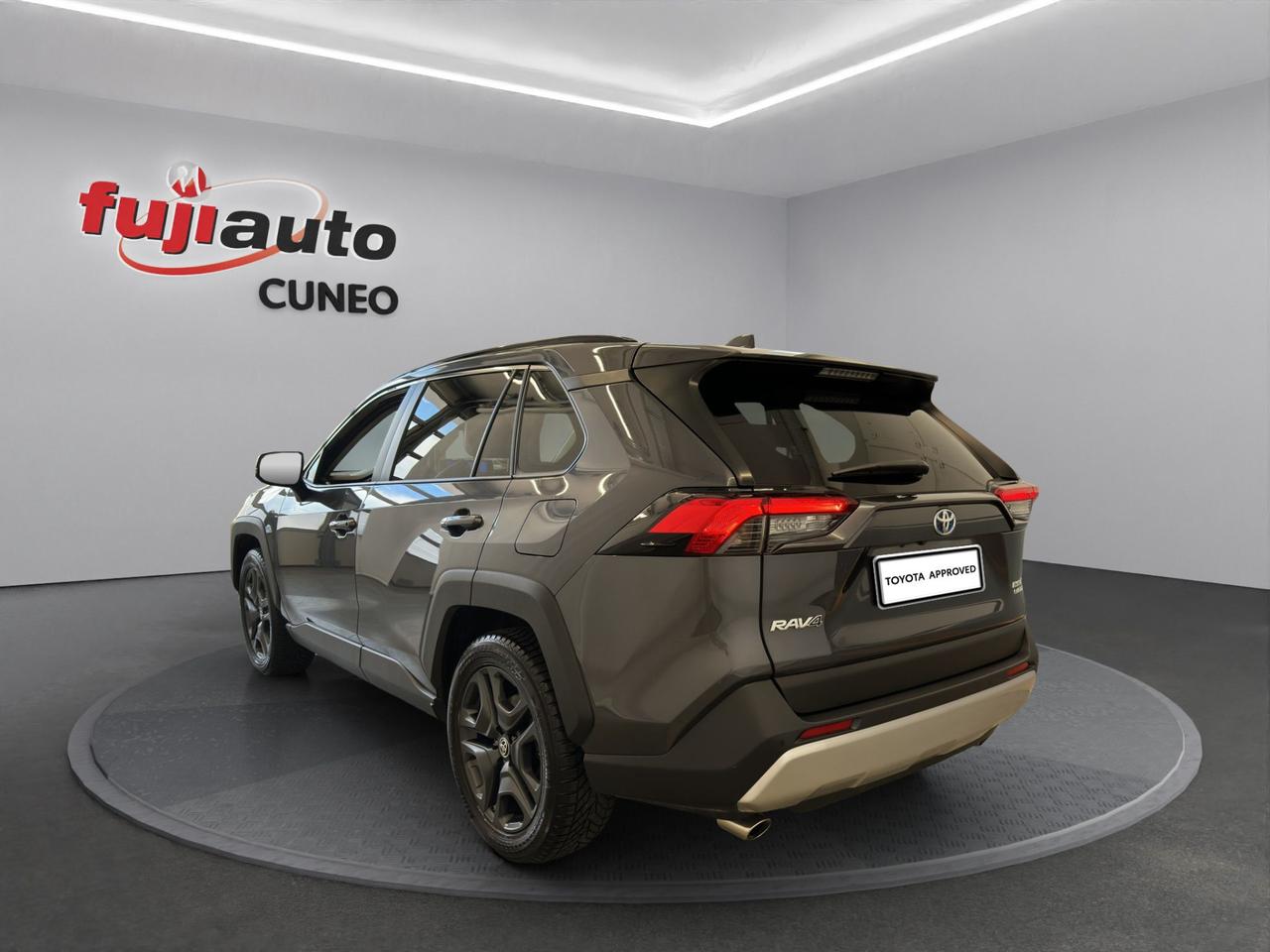 Toyota Rav4 2.5 AWD E-CVT ADVENTURE