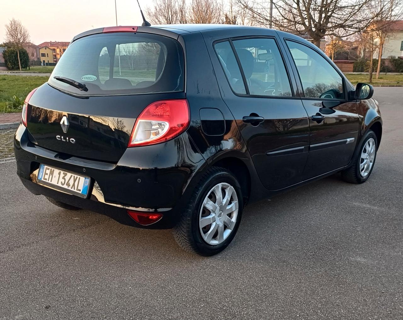 Renault Clio 1.2 16V 5 porte GPL Dynamique