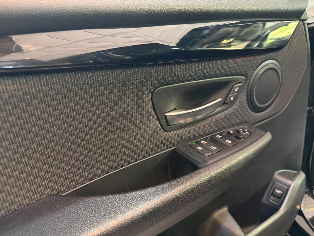 Bmw 2er Active Tourer 218d Advantage