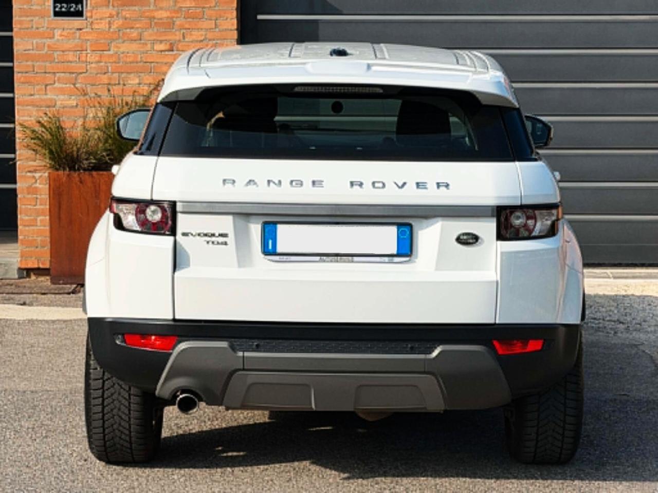 RANGE ROVER EVOQUE 2.2D aut- 149.000km-FULL-2015-GARANZIA
