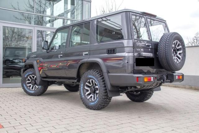 Toyota Land Cruiser GRJ 76 4.0 VX LIM '24