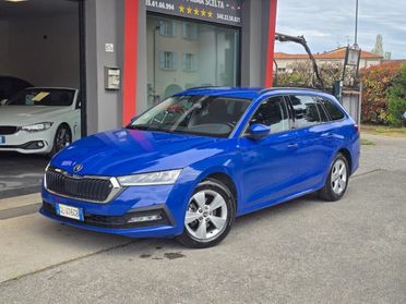 SKODA Octavia 2.0 TDI EVO SCR DSG Wagon Executive Navi LED UniPr