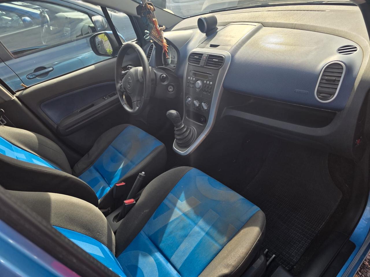 Opel Agila 1.0 benzina neopatentati