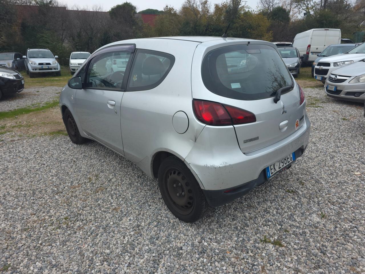 Mitsubishi Colt 1.1 12V 3p. Sound Climatic