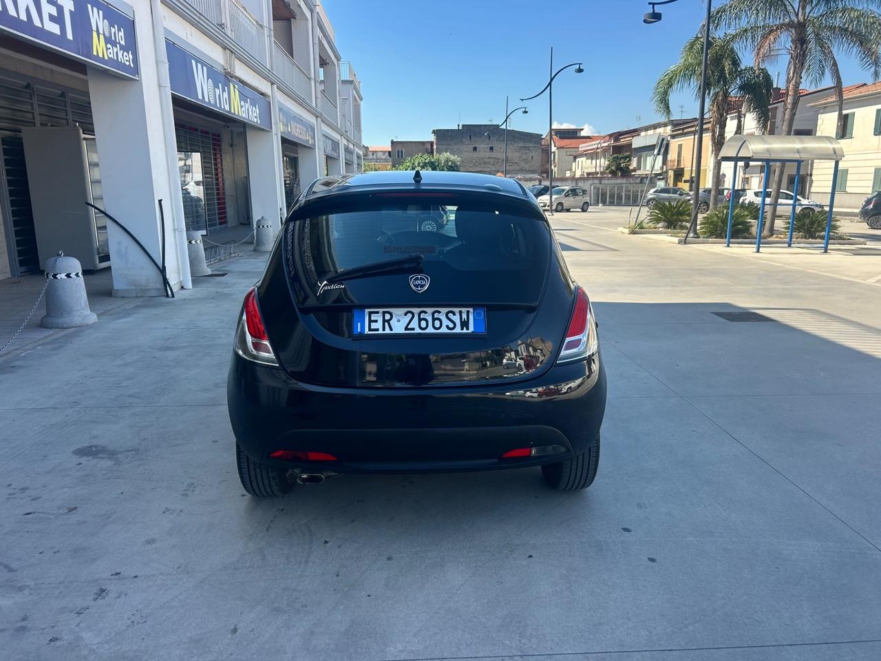 Lancia Ypsilon 1.2 GPL