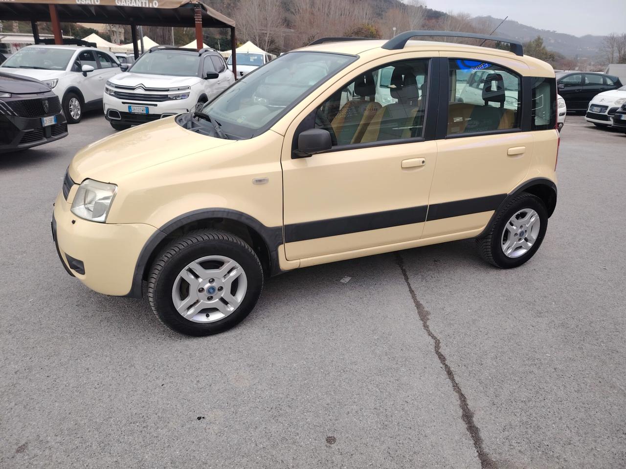Fiat Panda 1.2 4x4 Climbing - NEOPATENTATI