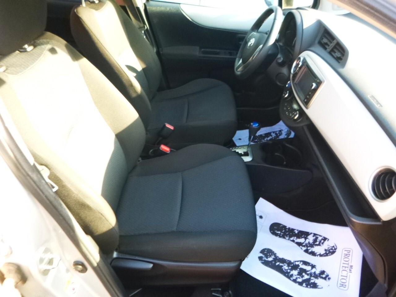 Toyota Yaris 1.5 Hybrid 5 porte Style NEOPATENTATI