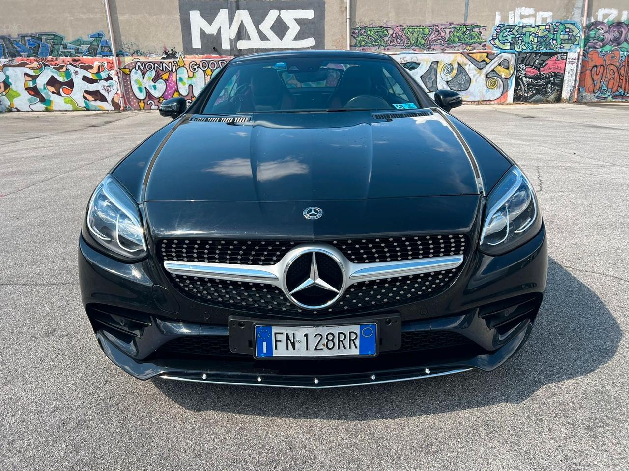 Mercedes-benz SLC 300 AMG line
