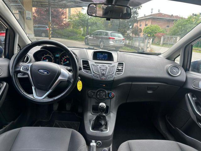 FORD Fiesta 1.4 5 p Bz.- GPL Black & White Edition OK NEOPATEN