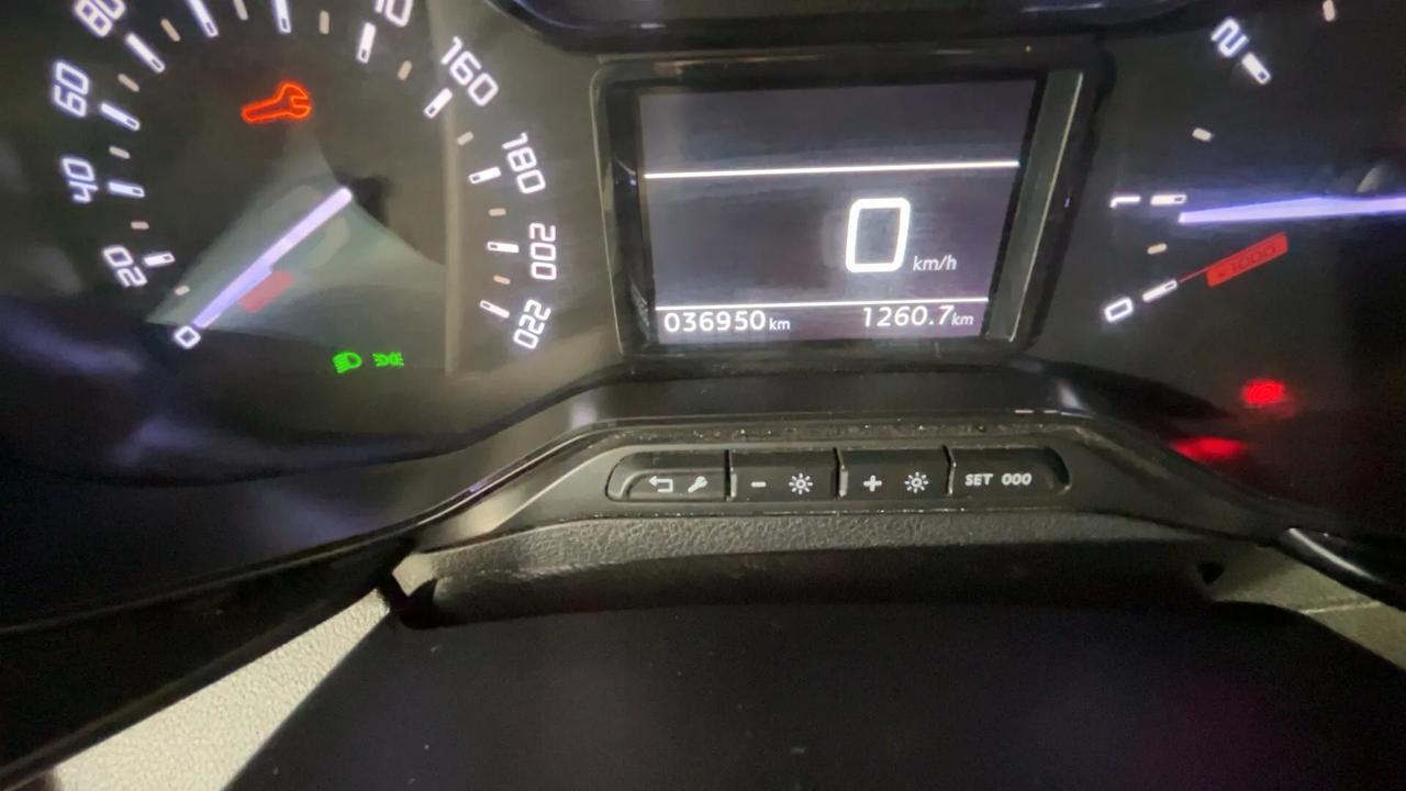 Berlingo 1.5 bluehdi XL Feel s&s 100cv