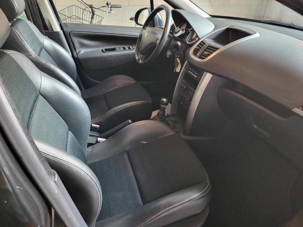 Peugeot 207 1.6 VTi 120CV SW Outdoor GPL