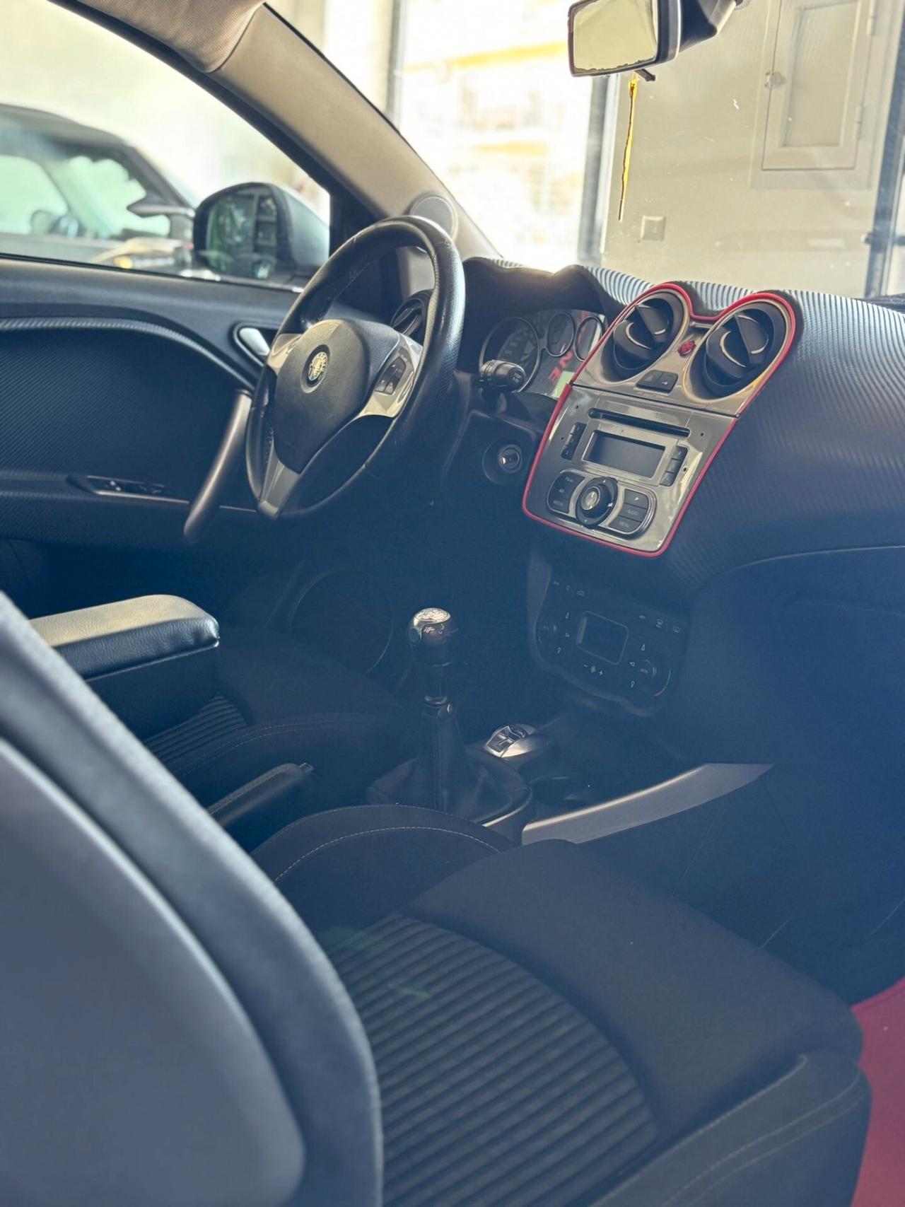 Alfa Romeo MiTo 1.3 JTDm 16V 90 CV Distinctive Sport Pack