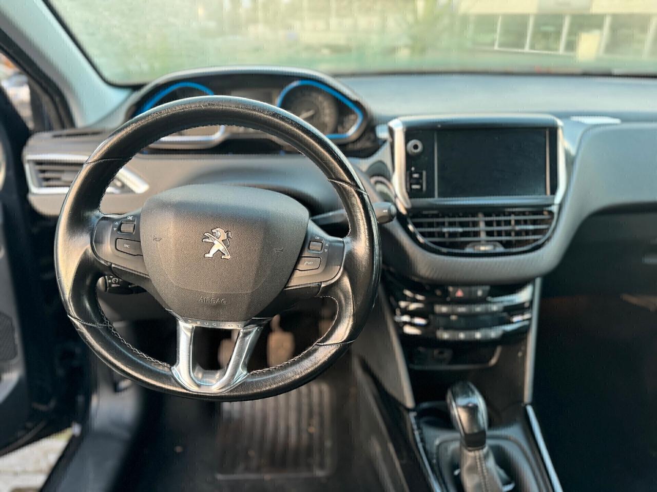 Peugeot 2008 BlueHDi 100cv Allure