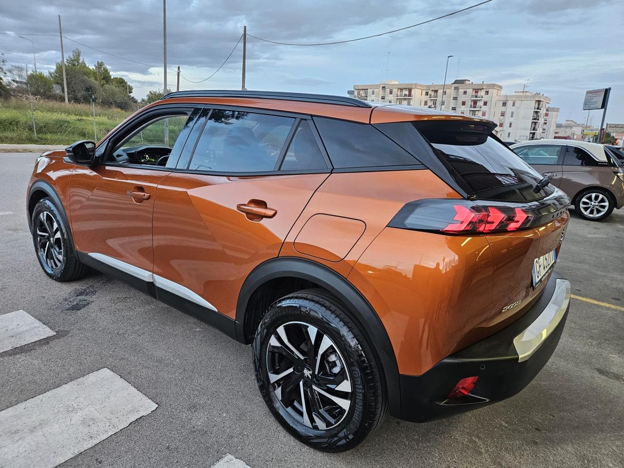 Peugeot 2008 1.5bluehdi Allure Pack110cv 2022 FULL