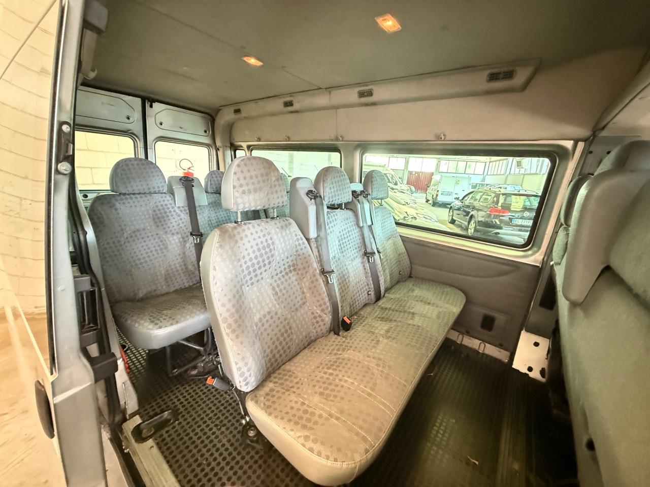 Ford Transit/Tourneo/Bus Transit 9 posti passo lungo