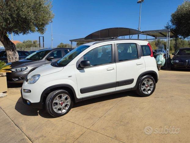 Fiat Panda 1.3 mjet 75 cv 4x4 - Neopatentati