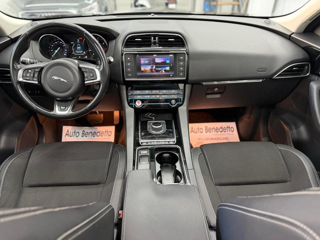 Jaguar F-Pace 2.0 D 180 CV AWD R-Sport 2017