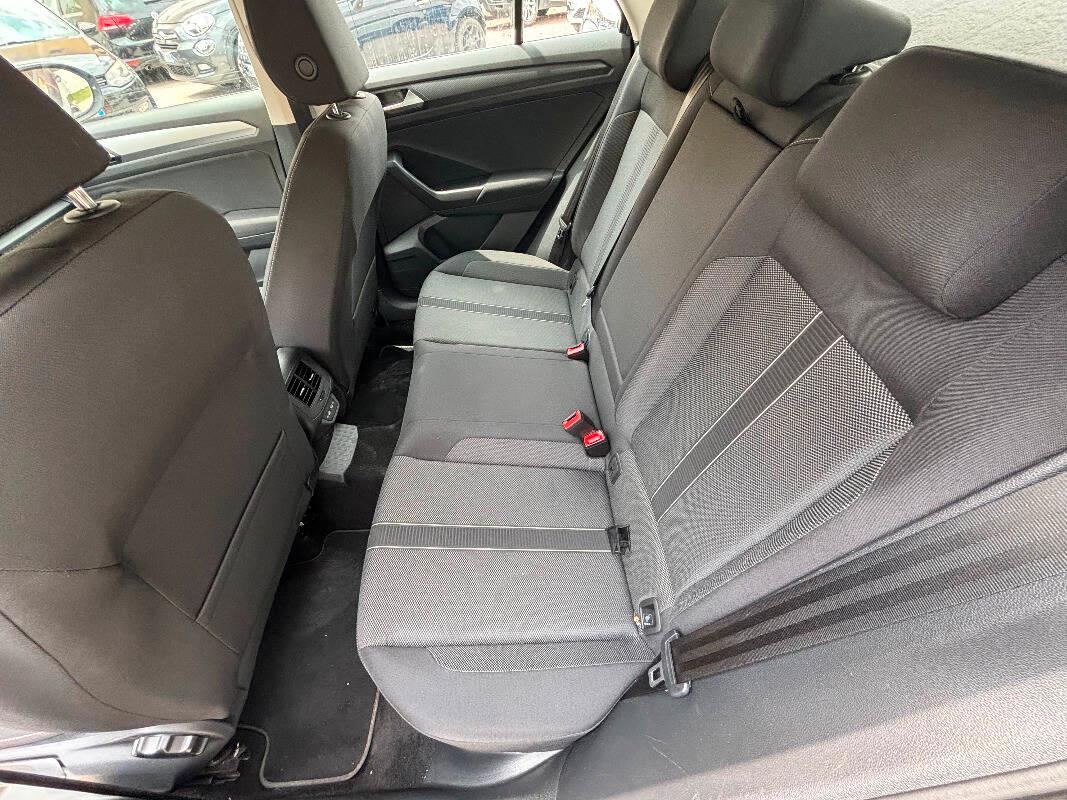 Volkswagen T-Roc Volkswagen T-roc 1.0 tsi Life 110cv