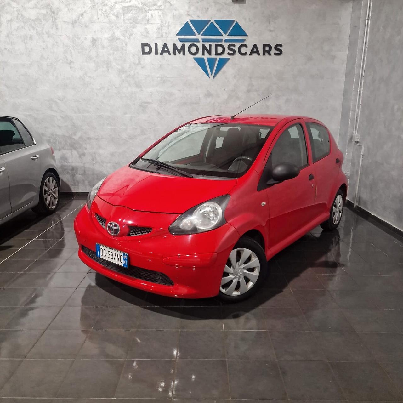 Toyota Aygo 1.0 12V VVT-i 5 porte