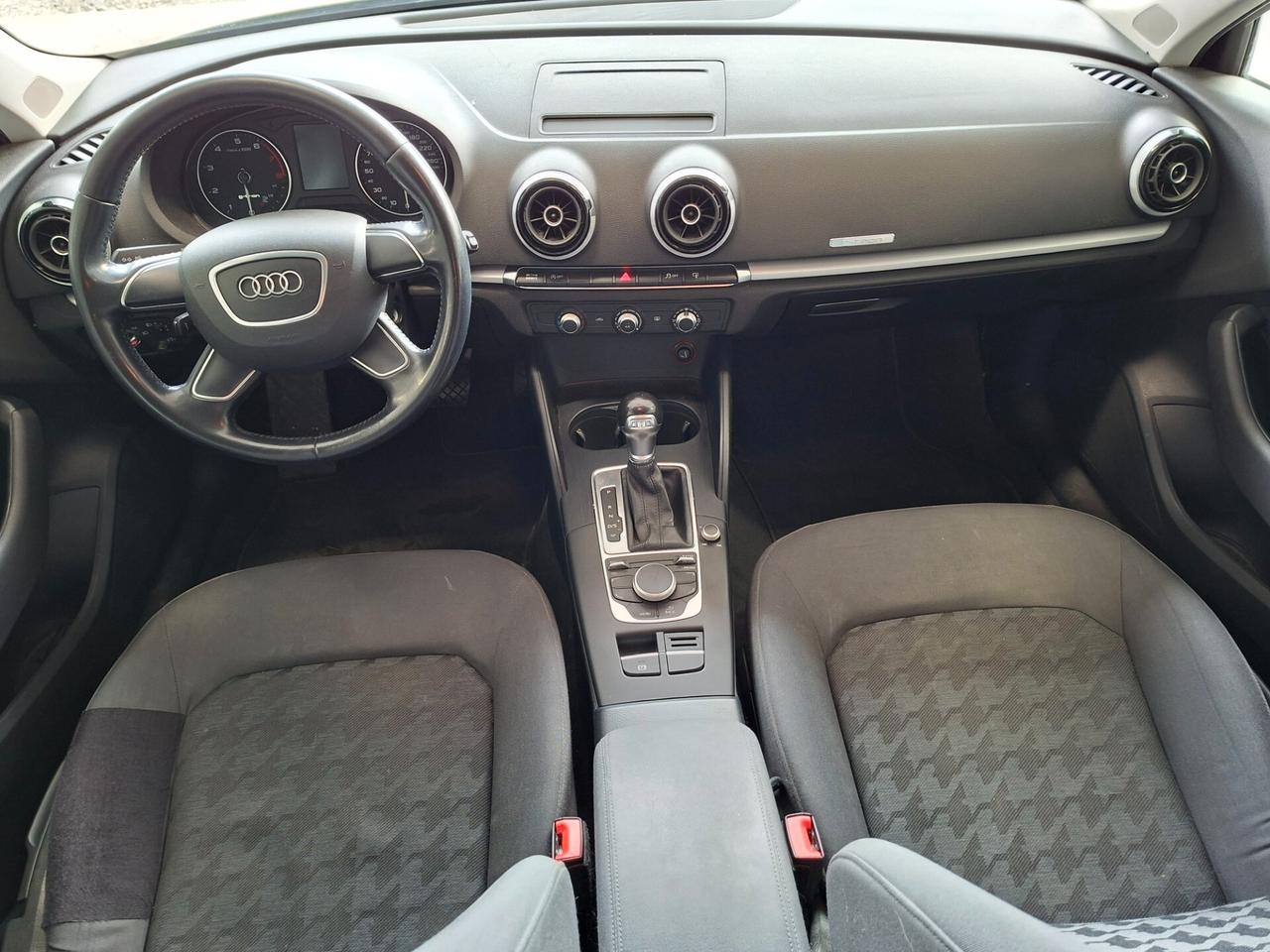Audi A3 SPB 1.4 TFSI S tronic g-tron Attraction