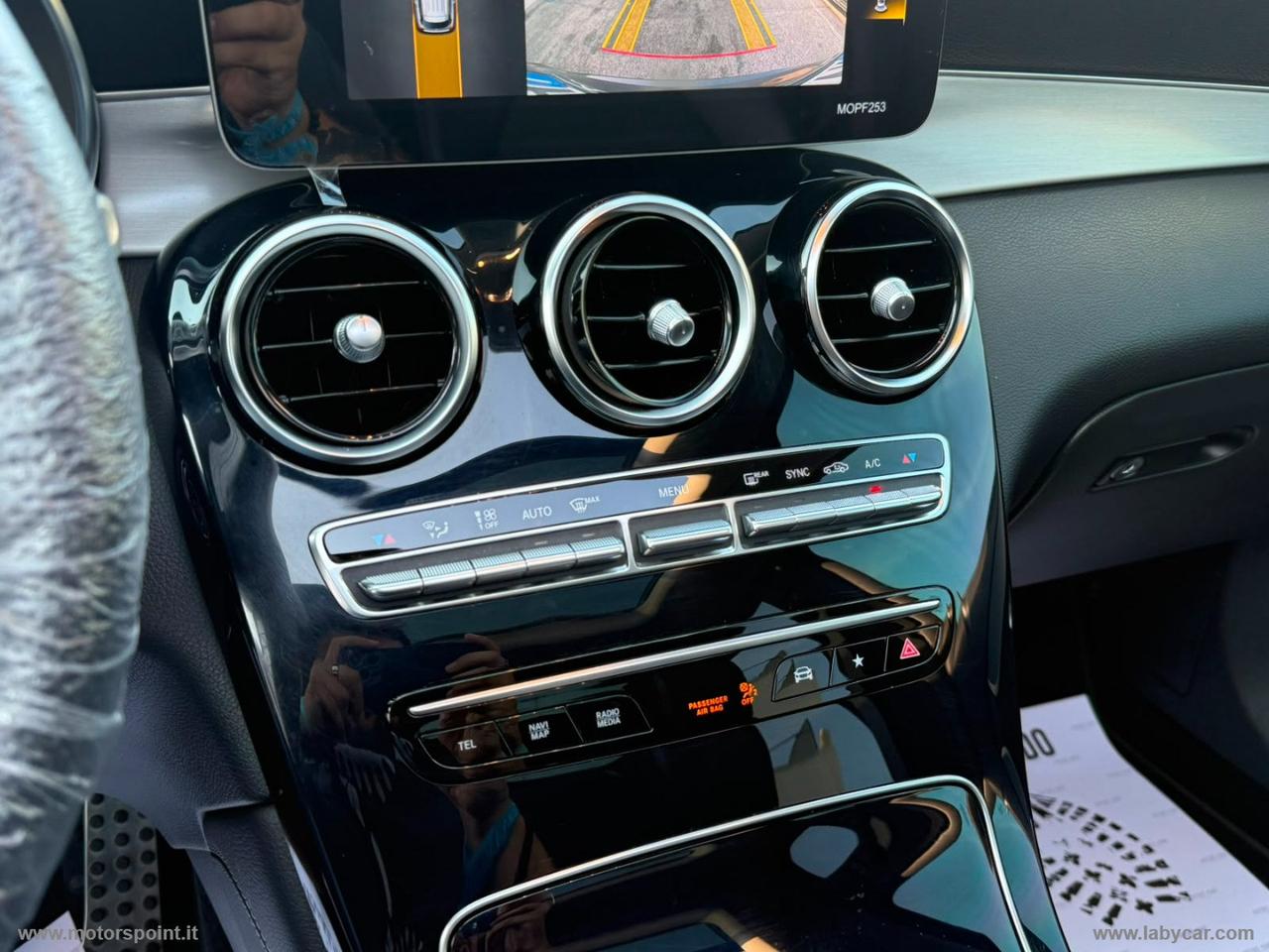 MERCEDES-BENZ GLC 300 d 4Matic Premium