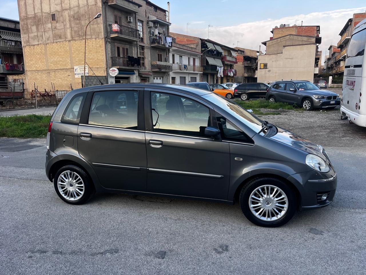 Lancia Musa 1.3 Mtj 90cv Restilyng 2008 PERMUTA