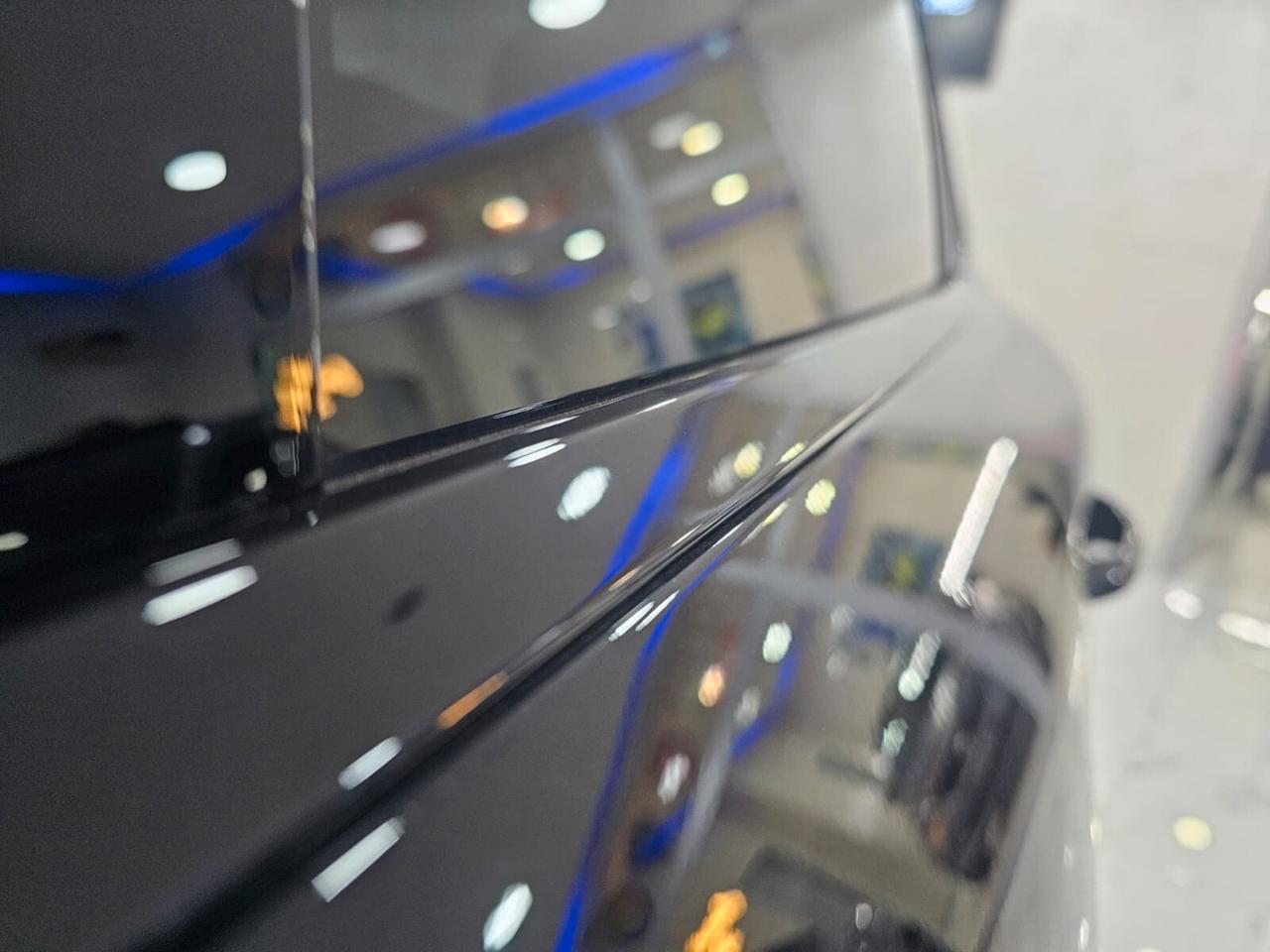 NUOVA PORSCHE MACAN TURBO 2.0 BENZINA 265CV CHRONO SPORT PACK