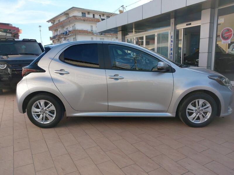 Toyota Yaris Yaris 1.5h Active