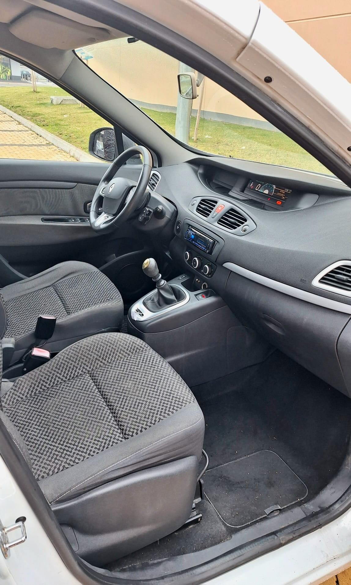 Renault Scenic Scénic X-Mod 1.5 dCi 110CV Attractive