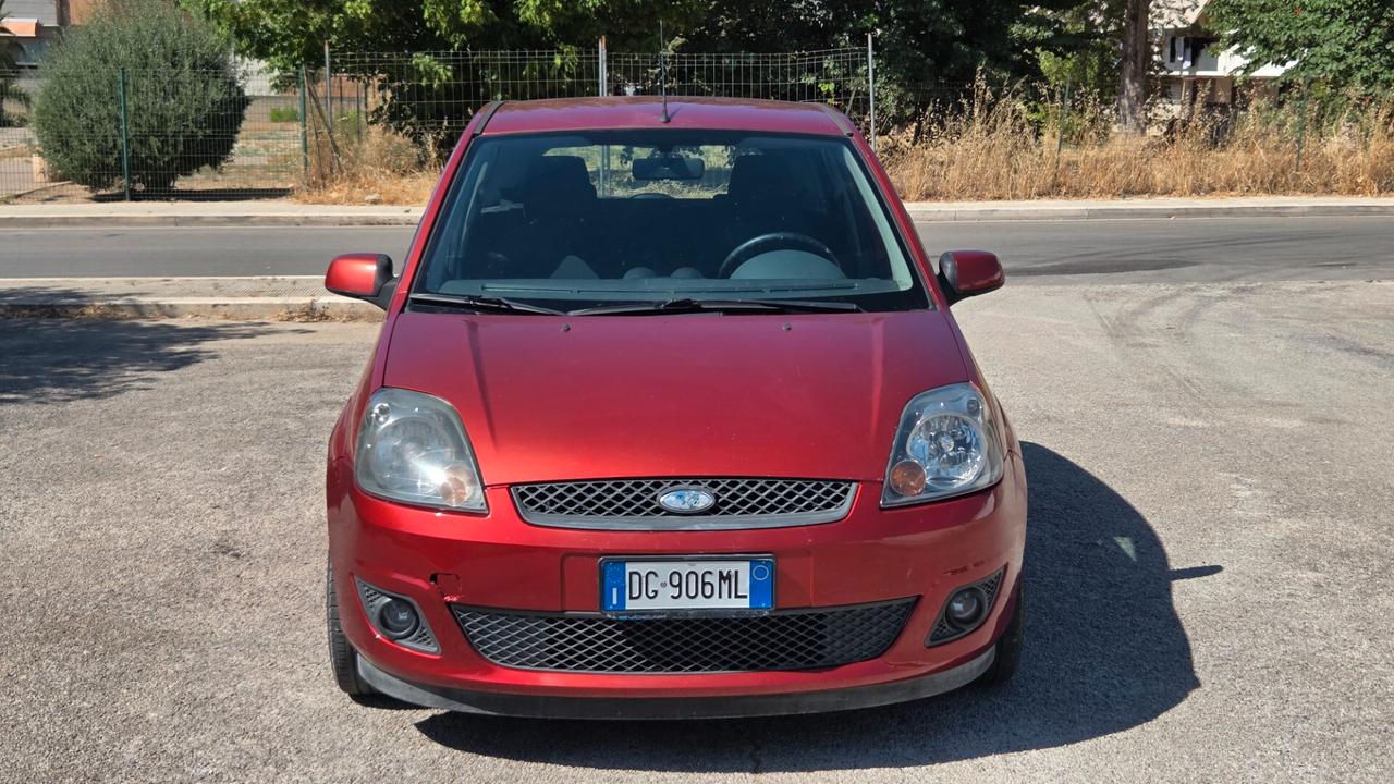 Ford Fiesta 1.4 TDCi 5p. Titanium
