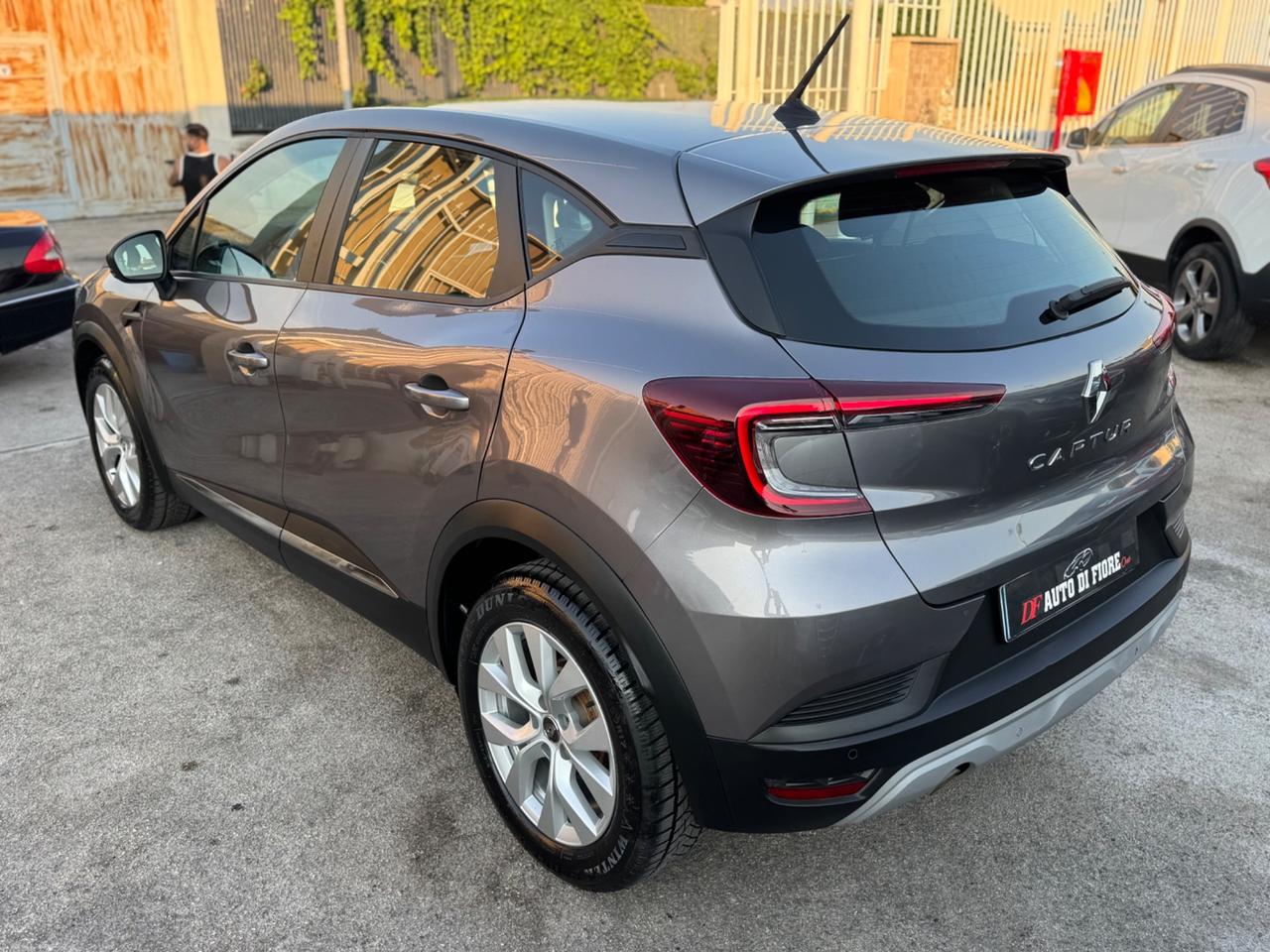 Renault Captur 1.0 TCe GPL DI SERIE Intens NAVI