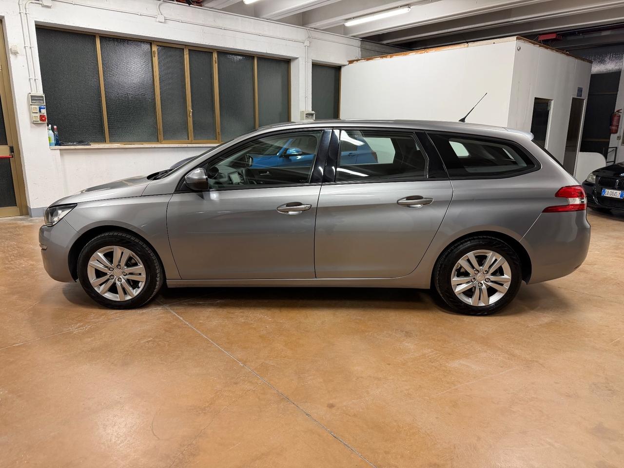 Peugeot 308 BlueHDi 120 S&S SW Business