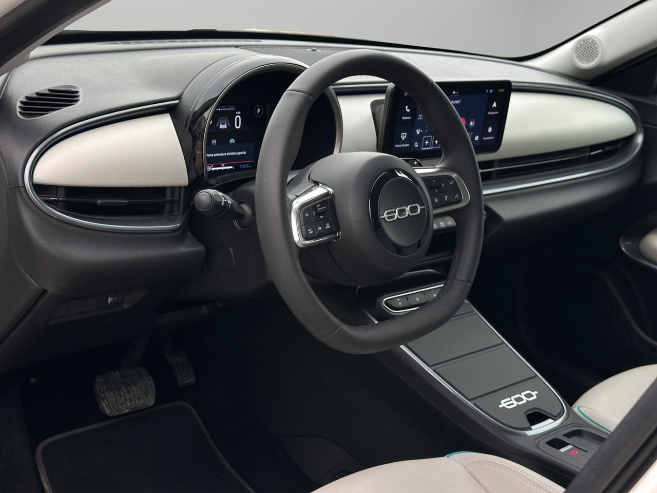 FIAT 600 Hybrid 110 CV DCT MHEV La Prima