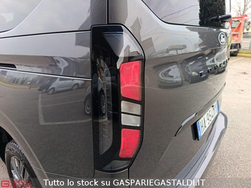 Ford Tourneo Custom Tourneo Custom 320 2.0 EcoBlue 170CV aut. PL Titanium 9 posti