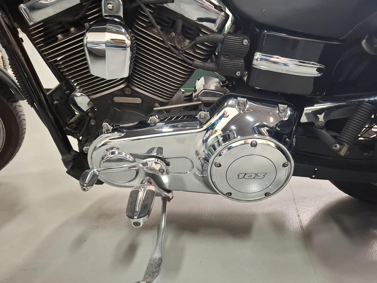 Harley-Davidson Dyna Super Glide