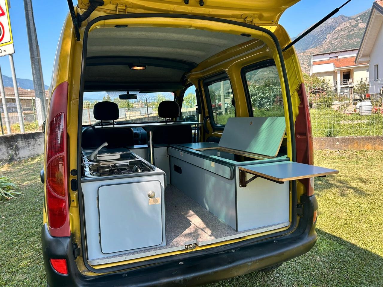 Renault Kangoo camperizzato