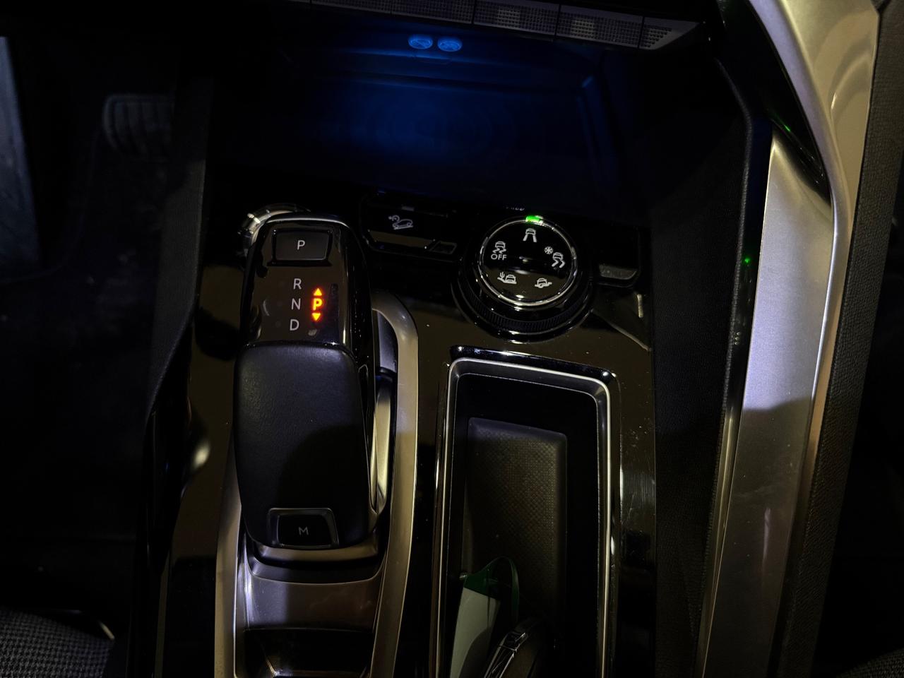 Peugeot 3008 ANNO 2020 1.5d