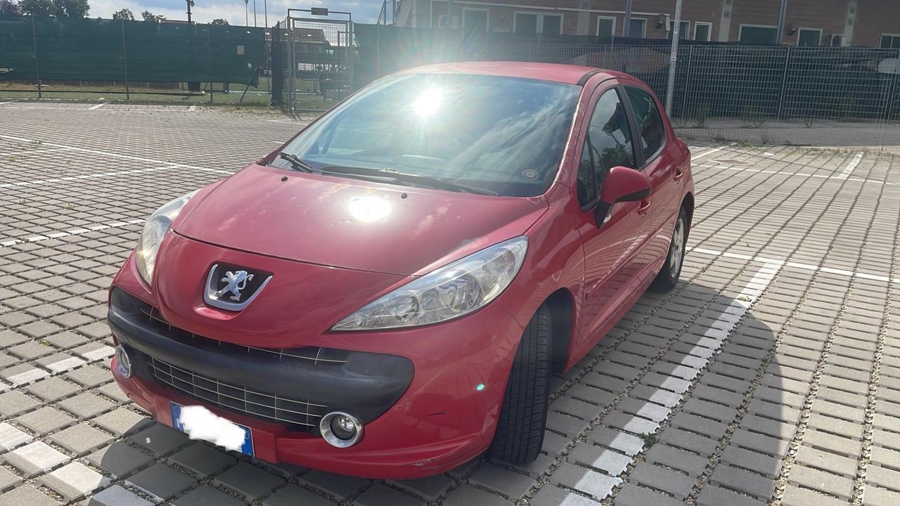 Peugeot 207 1.4 95cv 5p. XSI