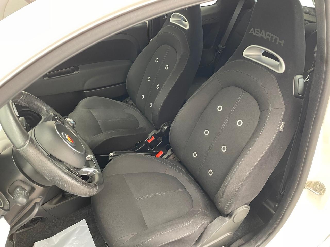 Abarth 595 1.4 Turbo T-Jet 145 CV